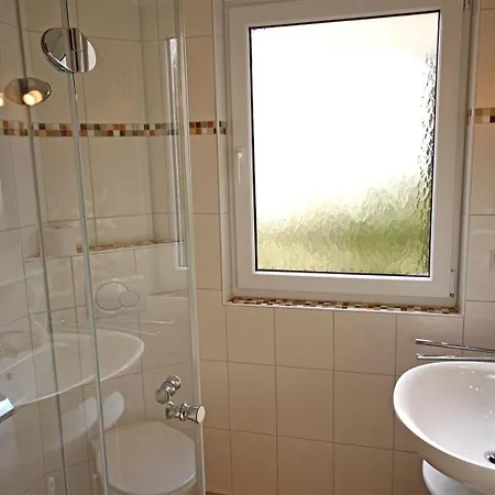 Duhner Dorfvilla, 1 *